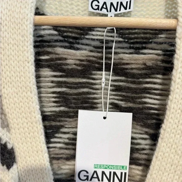 GANNI NWT Intarsia Graphic Knit Oversized Wool Vest Egret White S M $445 - Picture 12 of 14